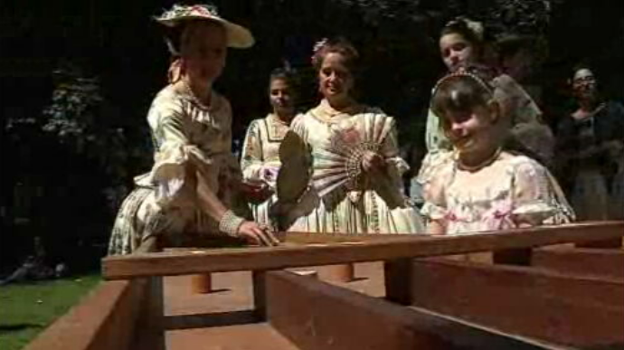 Recriação histórica de um piquenique no século XVIII