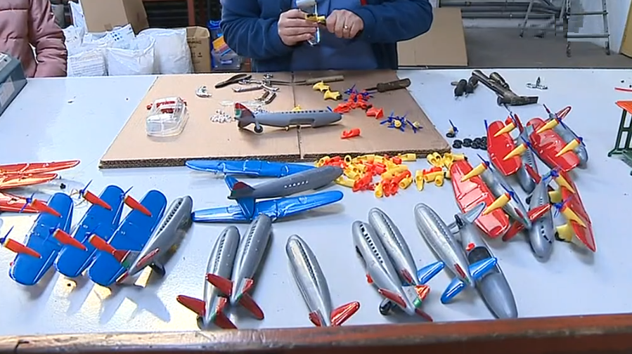 Fábrica de brinquedos “BruPlast”