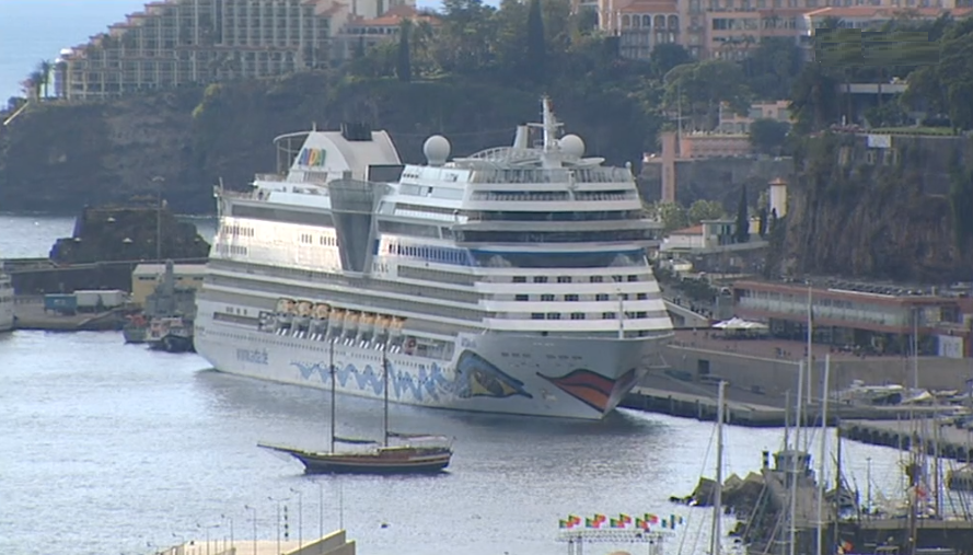 Madeira recebe a visita de milhares de turistas de cruzeiros