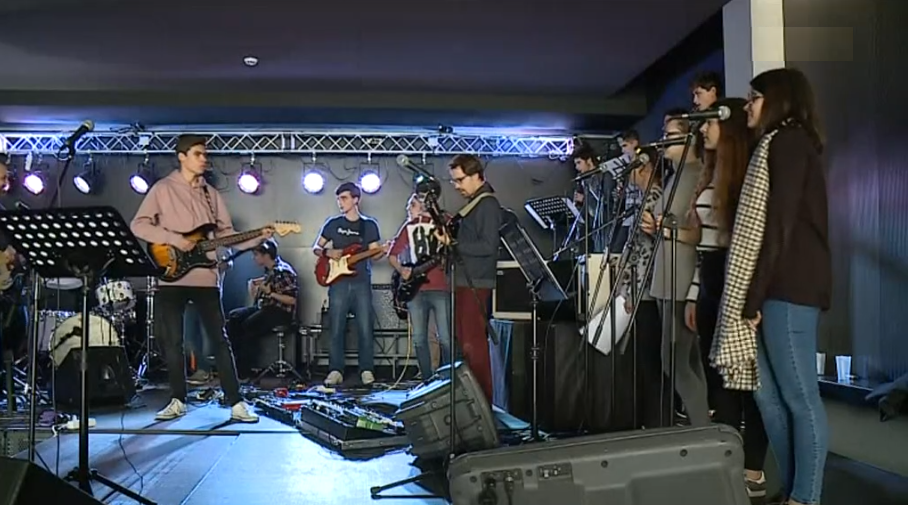 Escola de Rock em Paredes de Coura