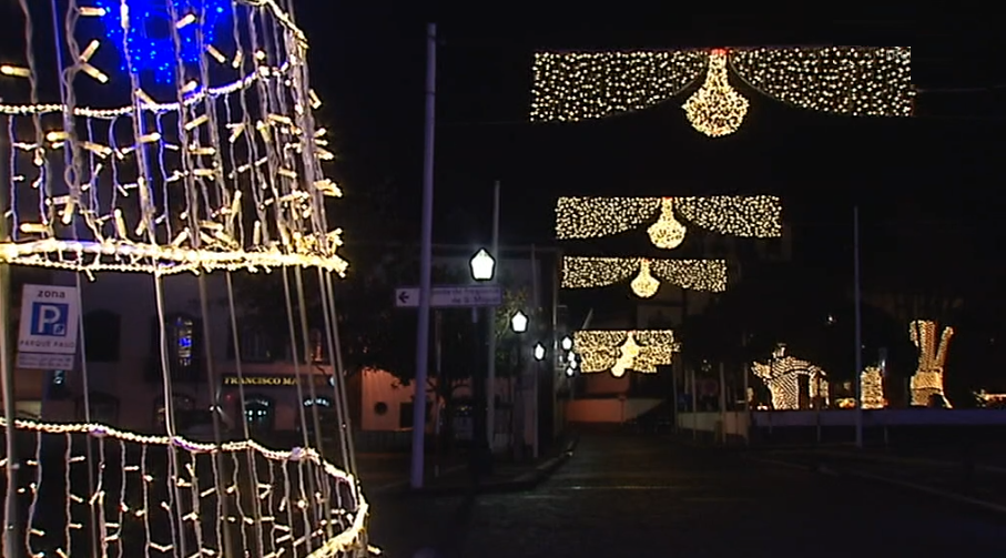 Iluminações de Natal em Vila Franca do Campo