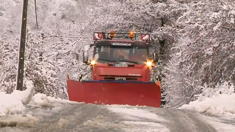 Queda de neve no norte de Portugal