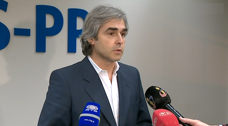 Reação do CDS-PP à mensagem de Ano Novo de Cavaco Silva