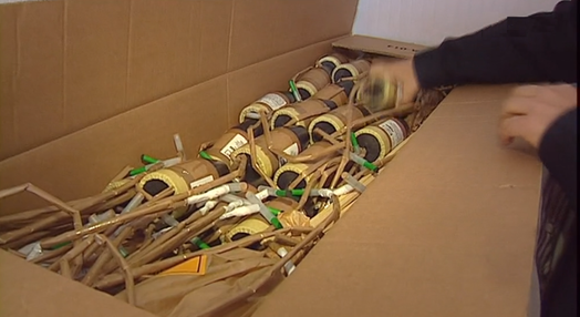 Armazenamento de fogo de artificio nos paióis da “Macedo´s Pirotécnica”