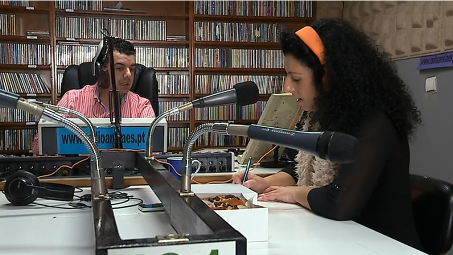 Discos pedidos são êxito nas rádios regionais