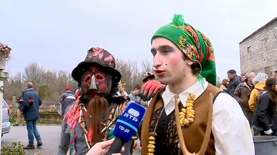 Festa do “Carocho” e da “Velha” em Constantatim