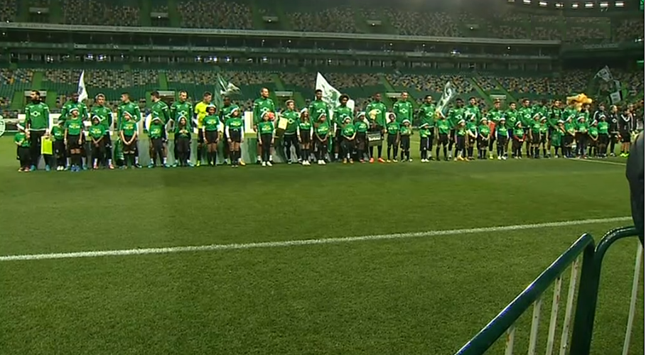Futebol: treino solidário do Sporting