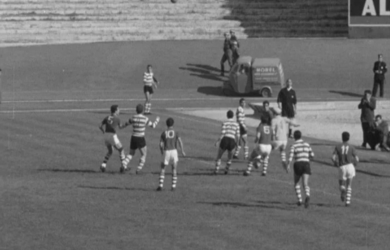 Futebol: Sporting vs Oriental