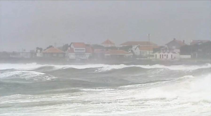 Balanço da passagem do furacão “Alex” na Ilha Terceira