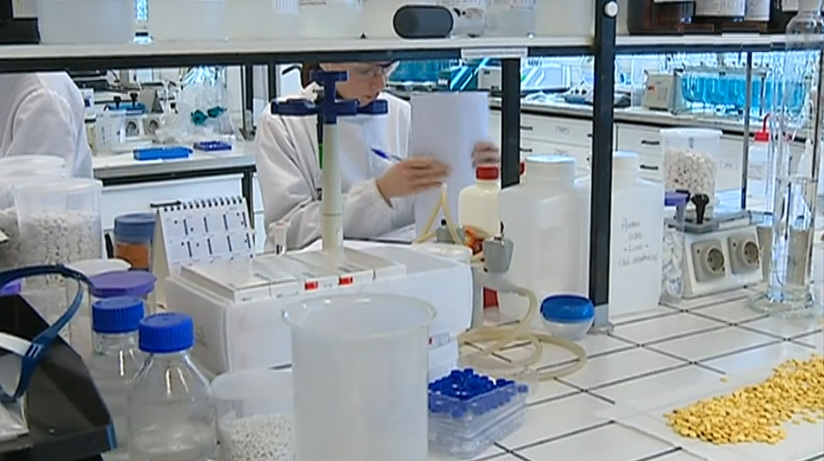 Explicações da farmacêutica portuguesa “Bial”