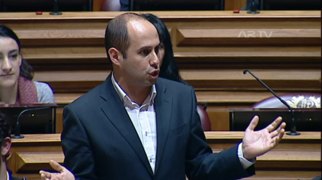 Debate parlamentar sobre nomeações governamentais