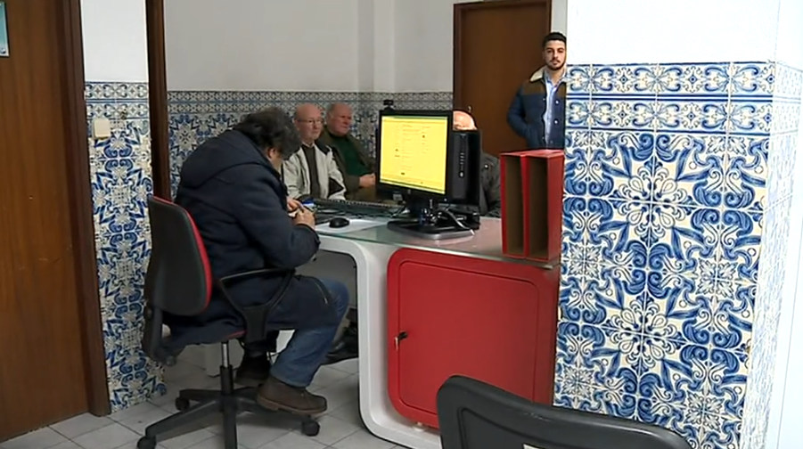 Câmara de Fafe ajuda população a preencher IRS