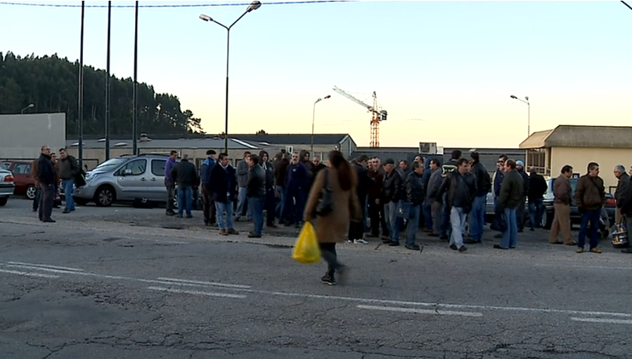 Manifestação de trabalhadores da “Soares da Costa”