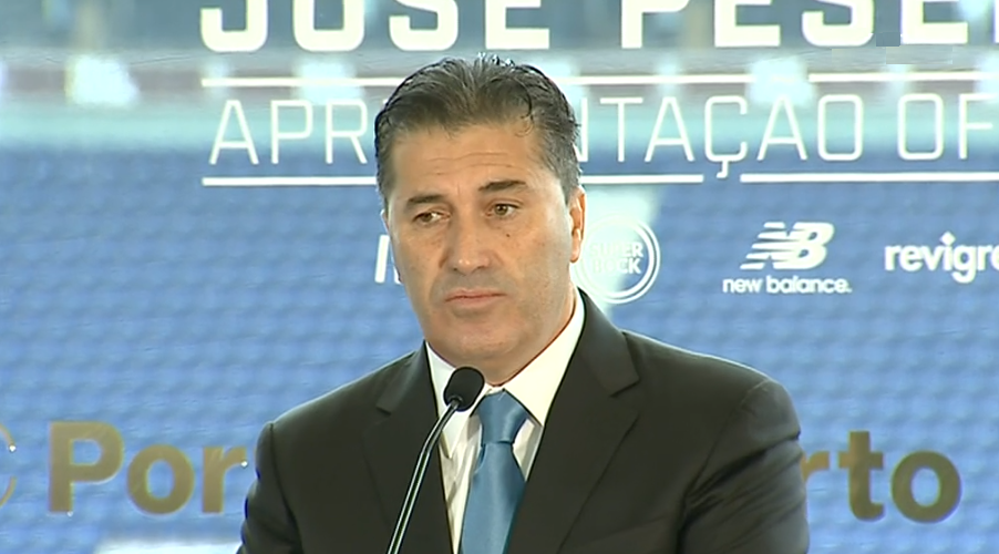 Futebol: Apresentação de José Peseiro