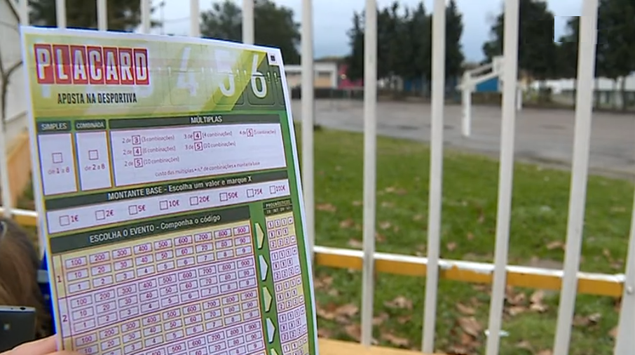 “Placard” atrai menores