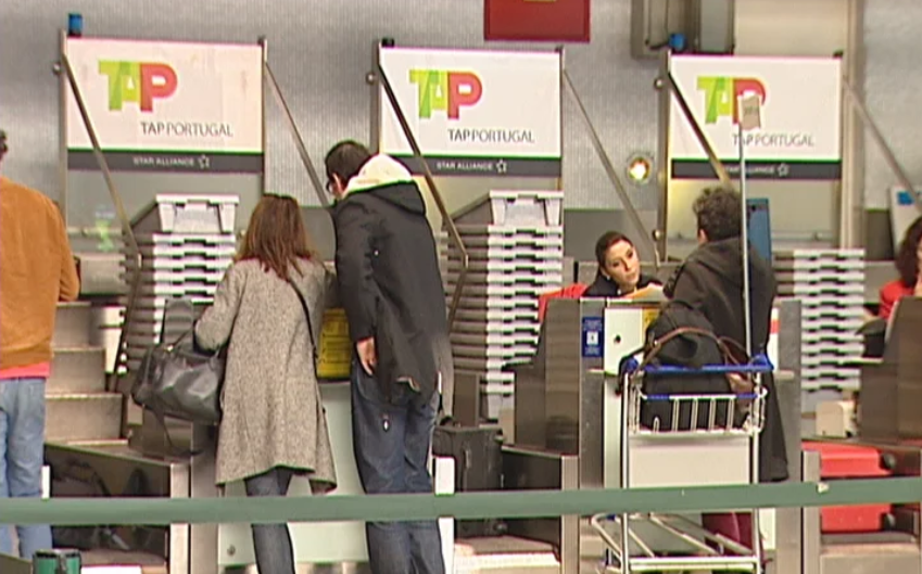 Assinatura de Acordo TAP