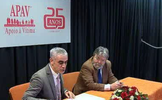 Combate à violência doméstica