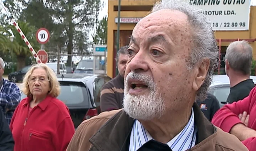 Encerramento do parque de campismo