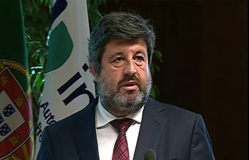 Suspensão da venda de medicamentos genéricos