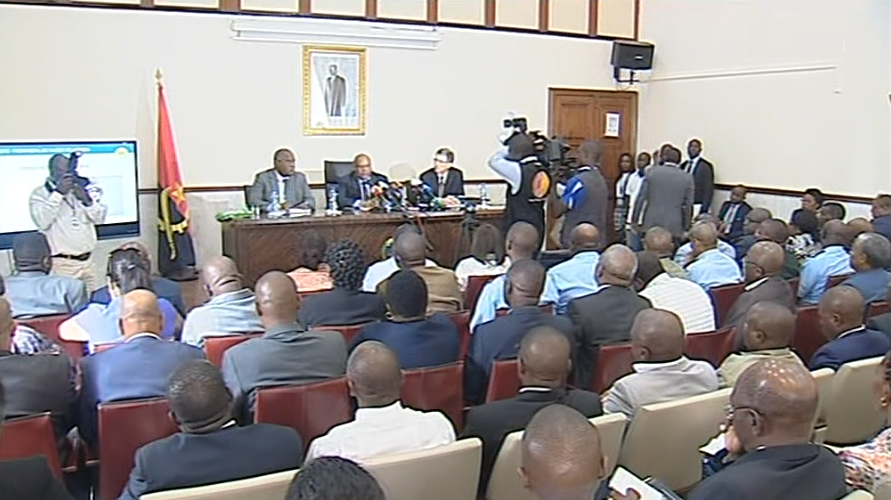 Epidemia de febre amarela em Angola