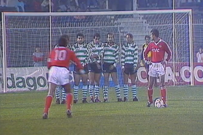 Jogos de futebol solidários