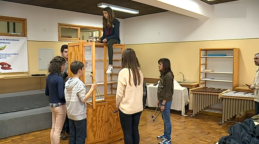 Aulas de música gratuitas