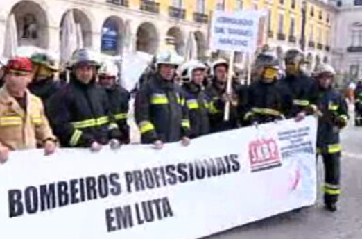 Manifestação dos bombeiros profissionais em Lisboa