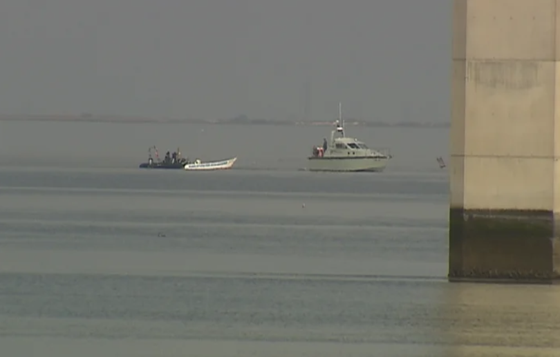 Busca por pescador no rio Tejo