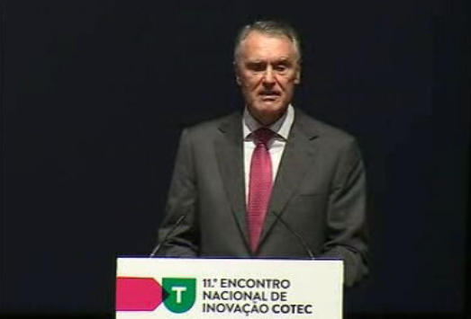 Cavaco Silva defende a valorização do talento português