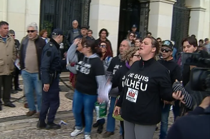 Demolições de casas na Ria Formosa