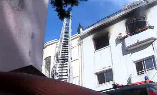 Incêndio num prédio no centro de Lisboa