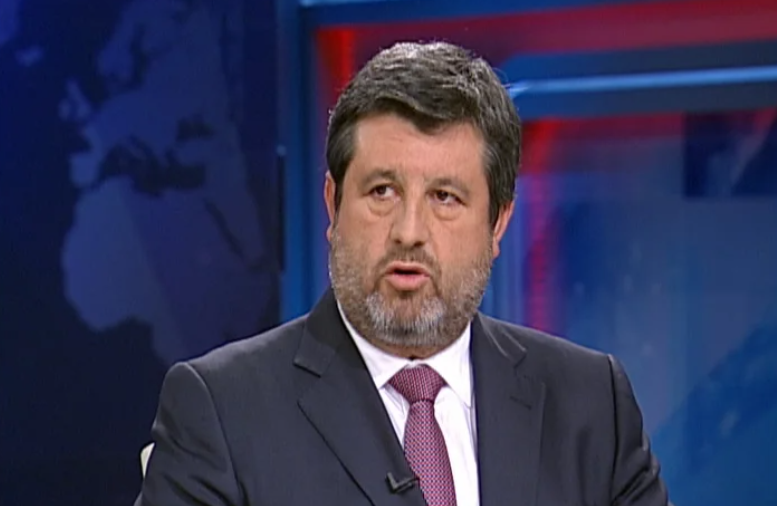 Polémica hepatite C