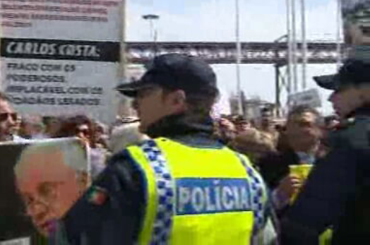 Clientes lesados do BES contra proposta do Novo Banco