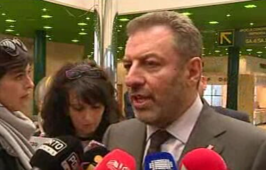 Indignação dos professores de Inglês