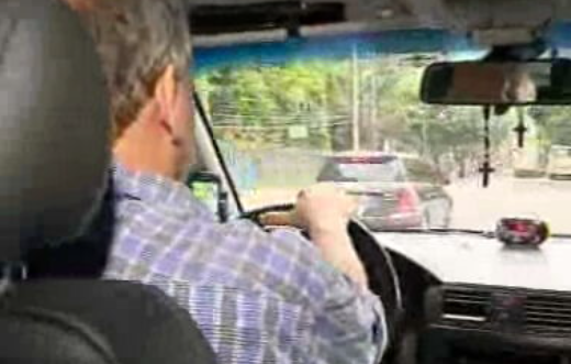 Fotógrafo vira taxista