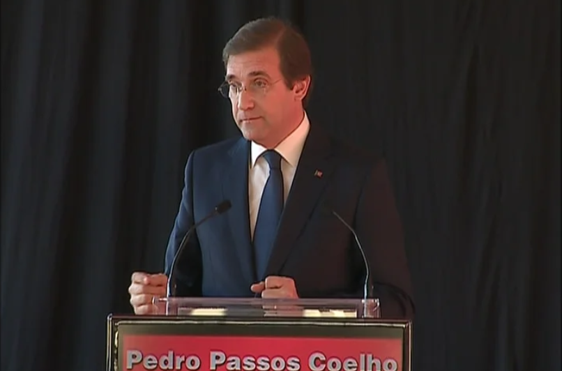 Passos Coelho quer os mesmos direitos que a Grécia