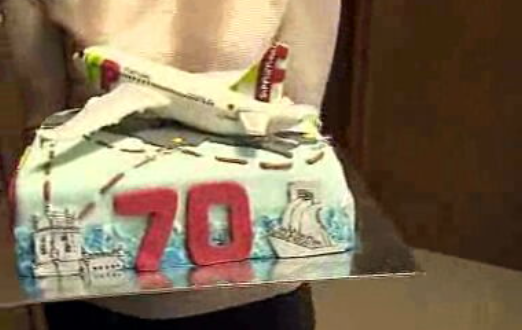 Vencedora do concurso do melhor bolo de aniversário da TAP