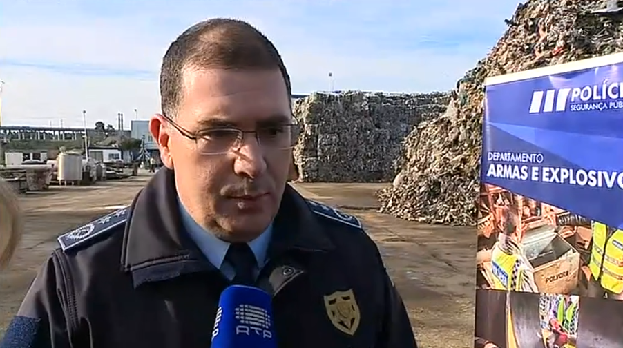 Destruição de armas apreendidas