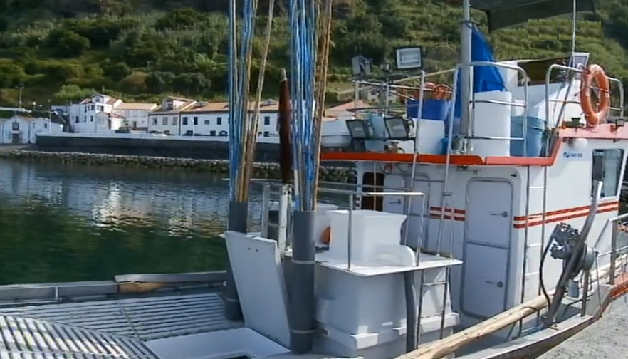 Queixas dos pescadores de Espada Preto