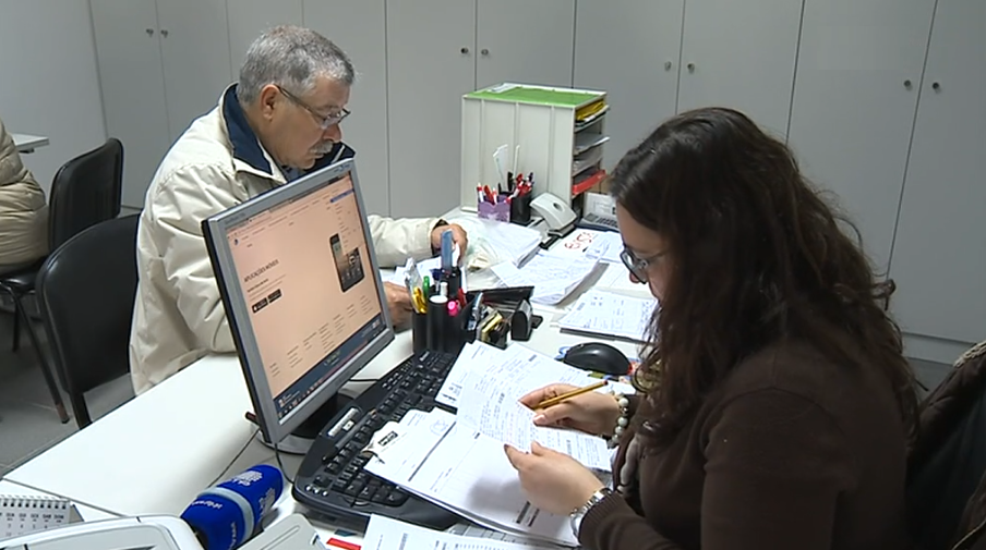 Validação de faturas e entrega do IRS