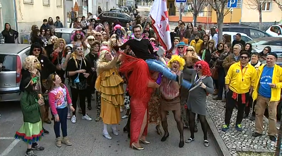 Festa tradicional de Carnaval em Loures