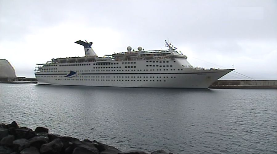 Navio Cruzeiro “Magellan” na Horta