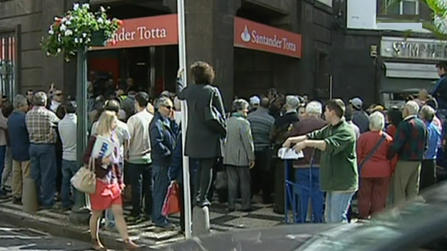 Manifestação dos clientes lesados do Banif