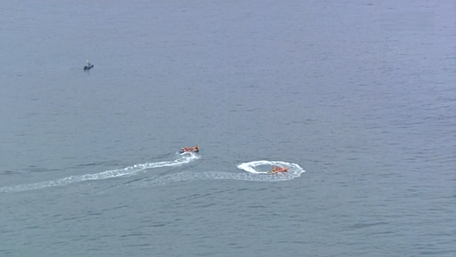 Exercício de salvamento de surfistas