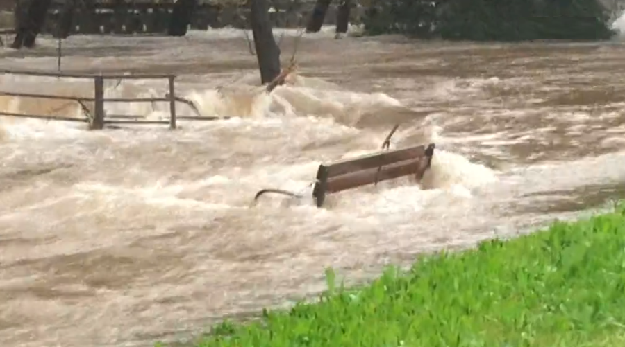 Cheias no Porto e Vizela