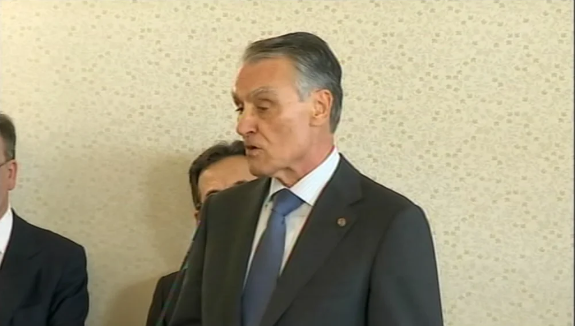 Discurso de Cavaco Silva na condecoração do Representante da República nos Açores