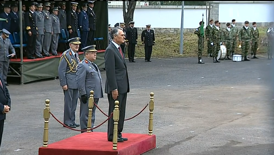 Cavaco despede-se dos militares