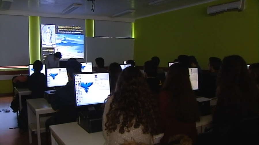 Masterclass de Física nos Açores com cientistas do CERN
