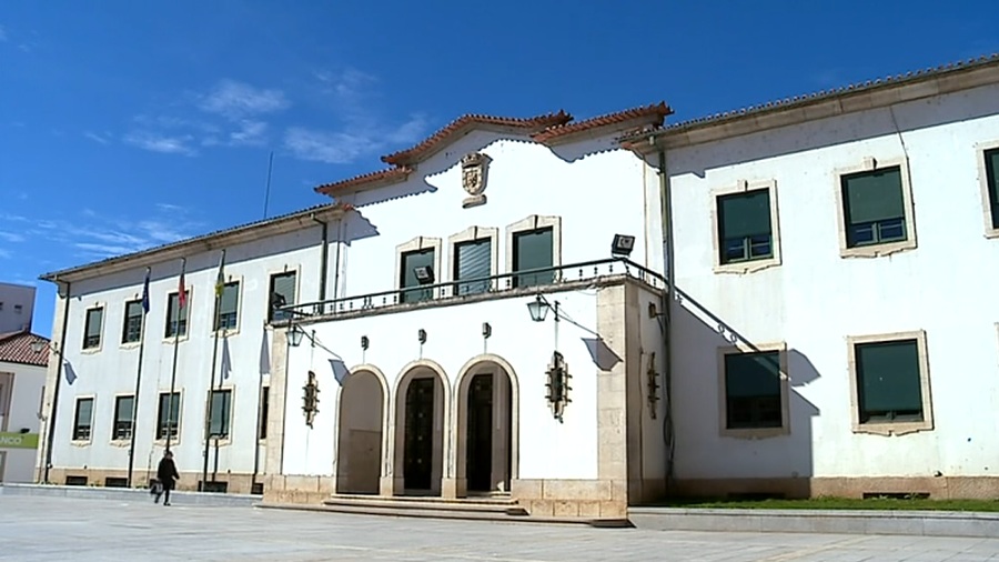 Autarquia de Macedo de Cavaleiros devolve IRS