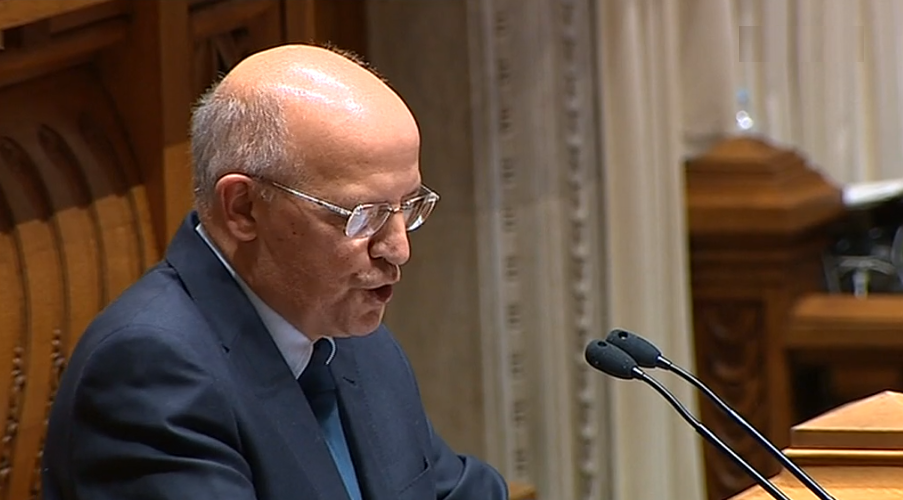 Santos Silva sobre o Orçamento do Estado